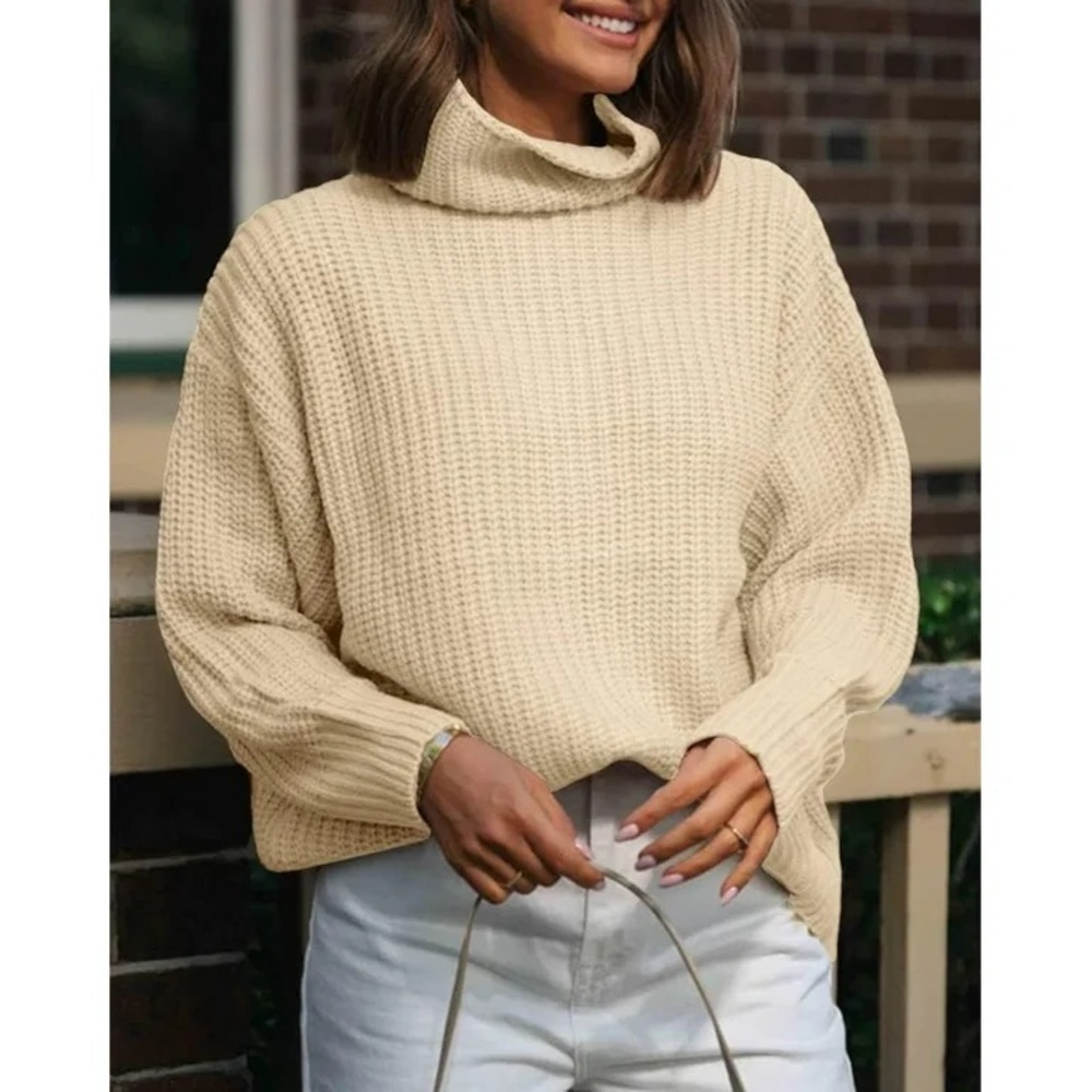 Abercrombie & Fitch - Cream Ribbed Chunky Knit Turtleneck Sweater Size XS